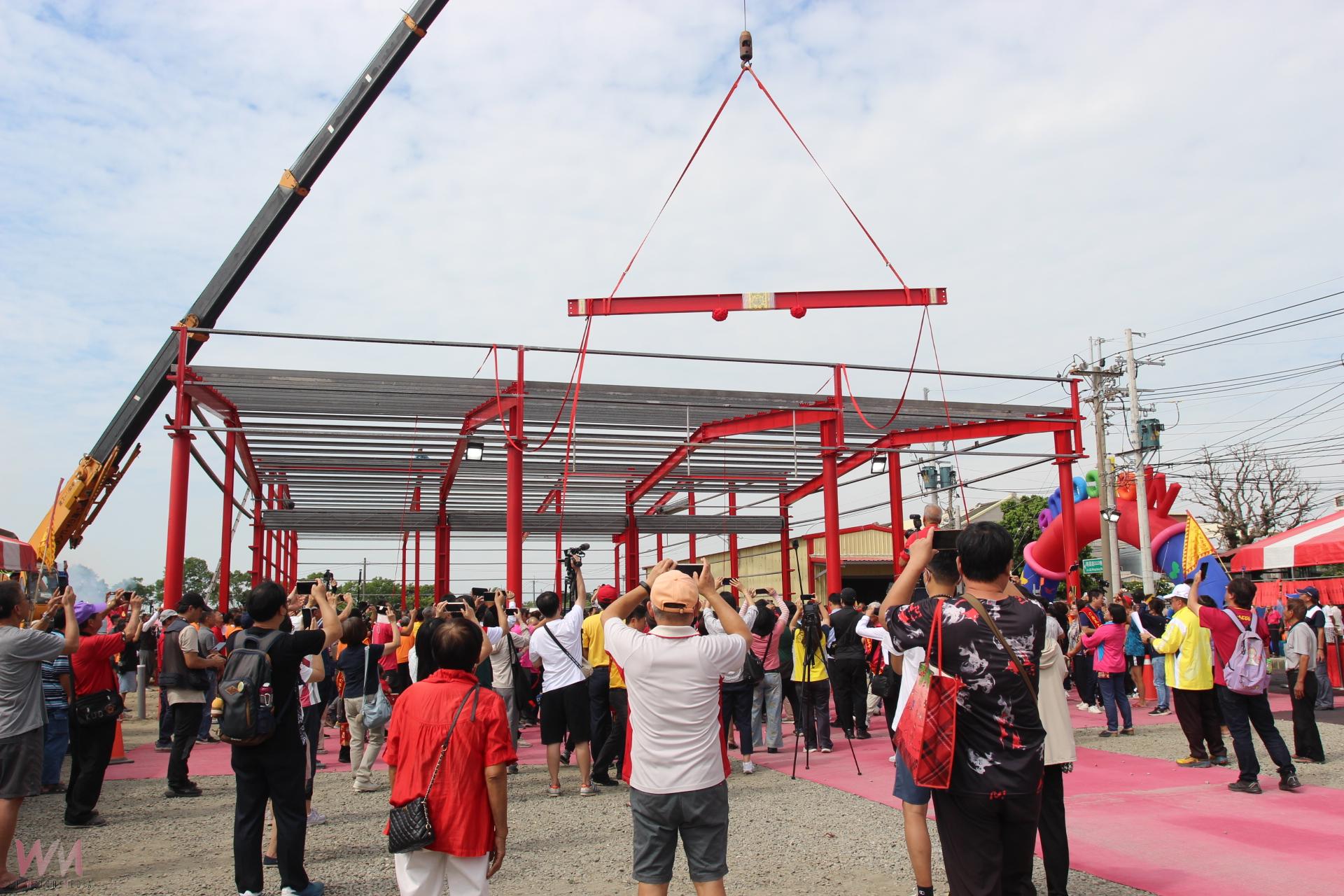 雲林六房媽五間厝股紅壇上樑    張麗善等扶樑共祈工程順遂 - https://www.watchmedia01.com