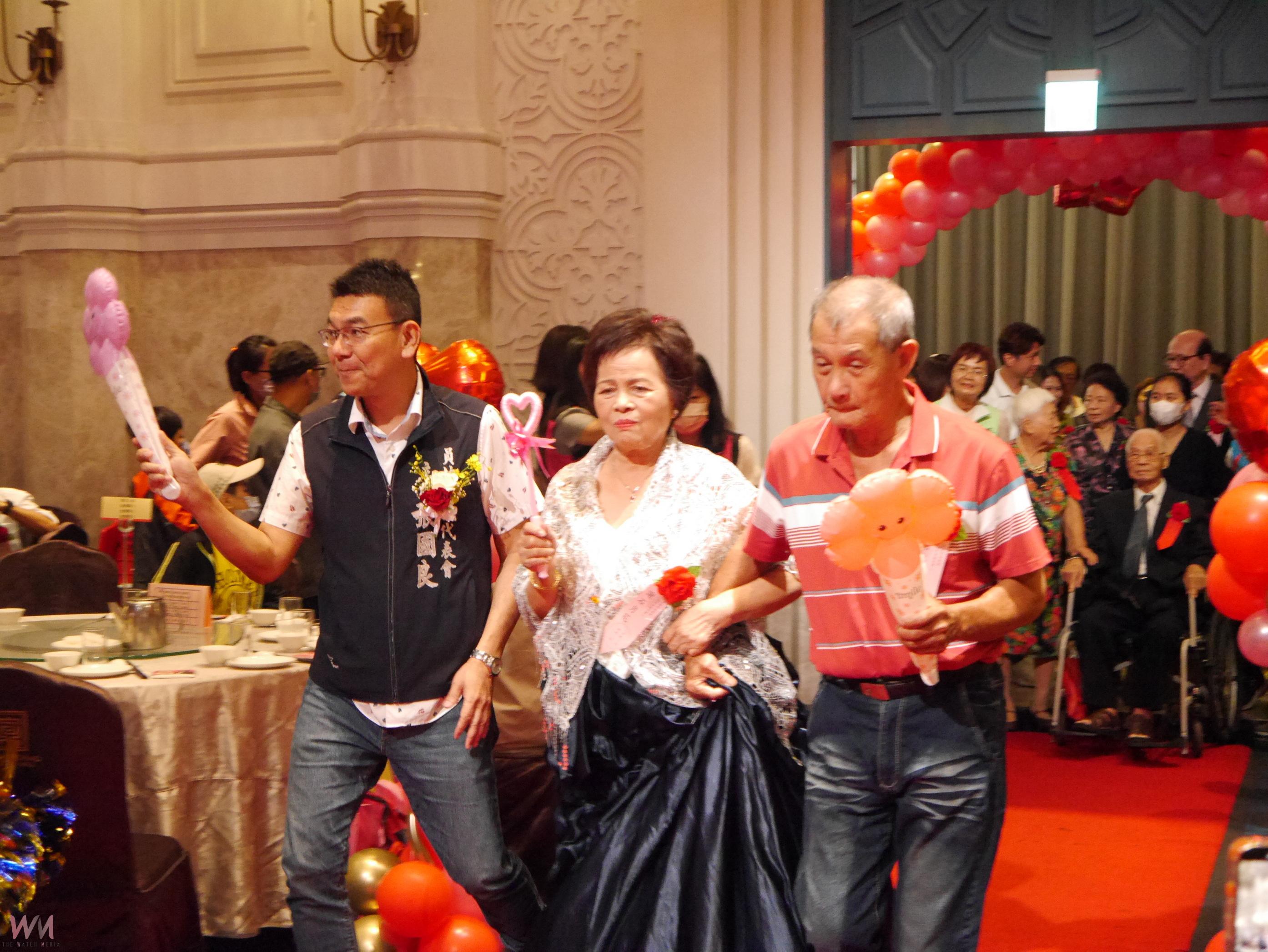 （有影片）／員林市表揚426對金鑽白金婚伉儷　見證恆久真愛與幸福典範 - https://www.watchmedia01.com