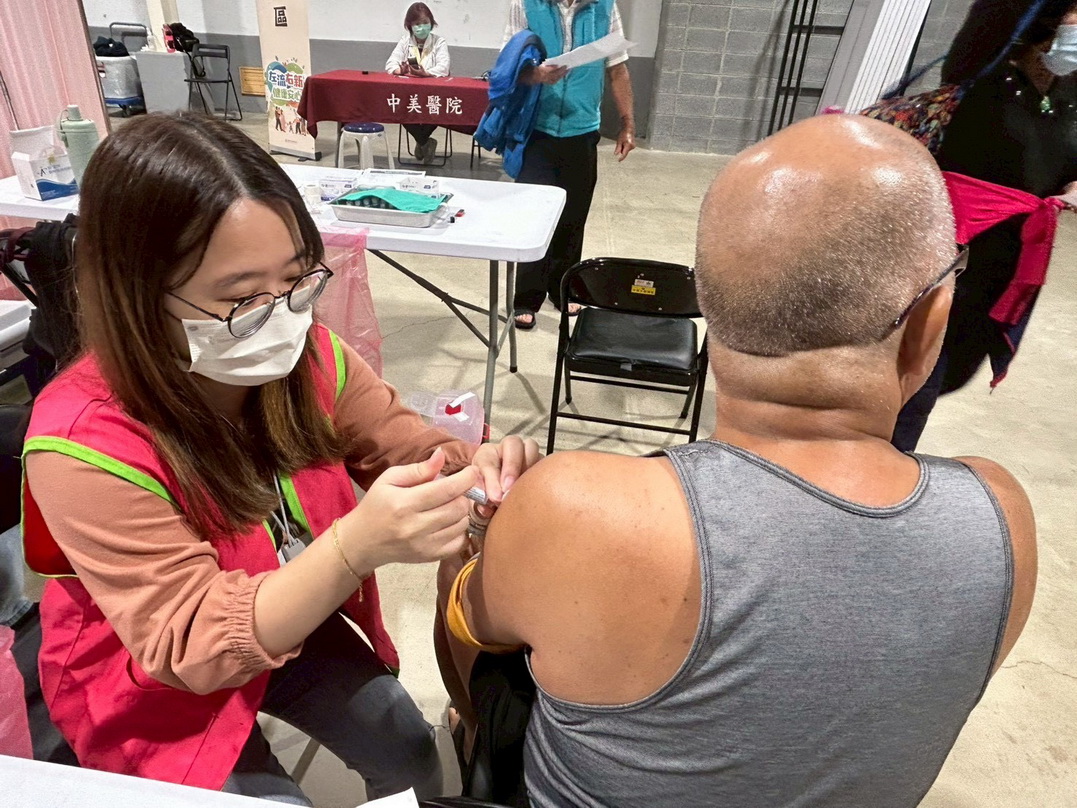防疫升級 桃園三場社區接種站同步開跑 - https://www.watchmedia01.com