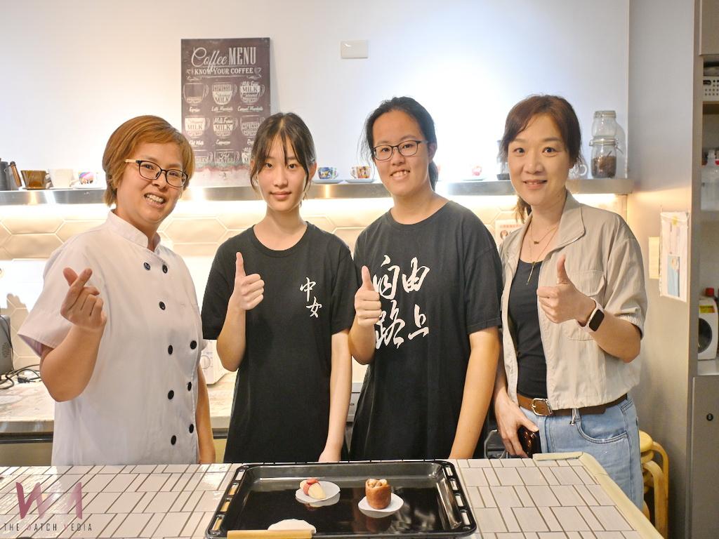 台中女中洪梓芩與徐筱喬同學返鄉敬老 創意糕點傳遞重陽節孝親心意 - https://www.watchmedia01.com