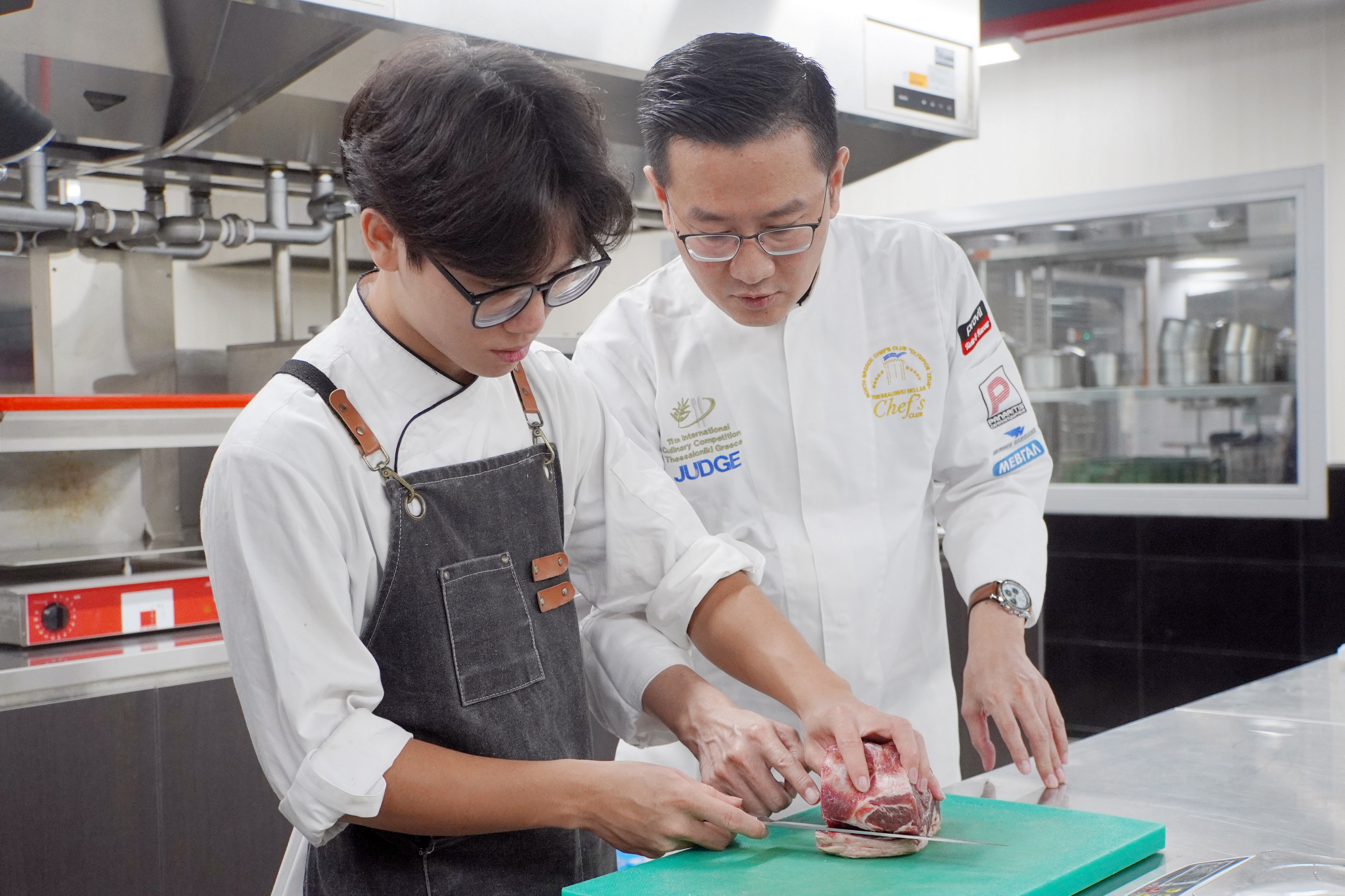 2025第六屆明新盃國際餐飲廚藝模擬賽 大葉勇奪1金2銀 - https://www.watchmedia01.com