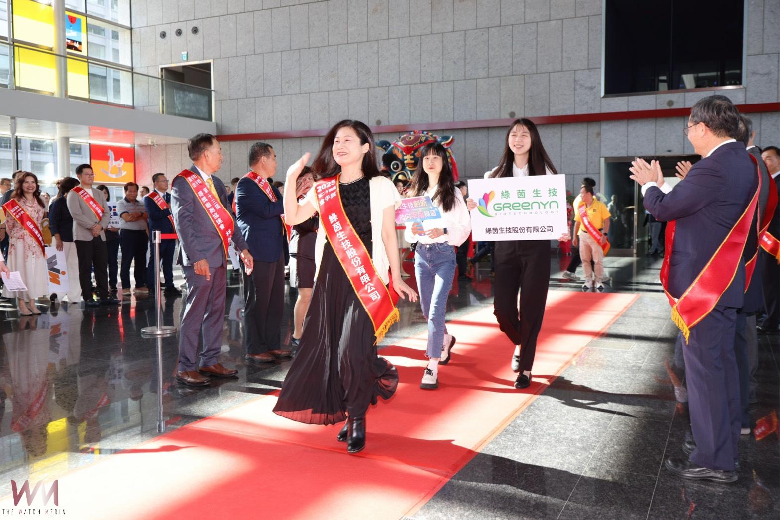 台灣經濟界菁英齊聚　第24屆台中金手獎出爐 18家製造業榮耀綻放 - https://www.watchmedia01.com