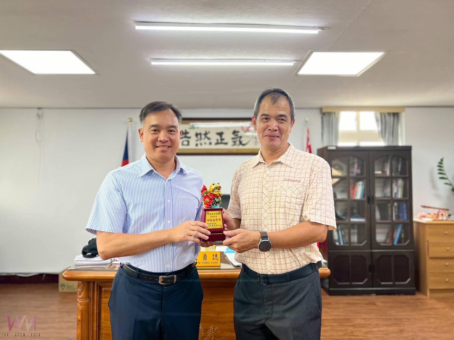 雲林縣警察局北港分局警務佐許恒銘榮耀退休 38年警界生涯圓滿落幕 - https://www.watchmedia01.com