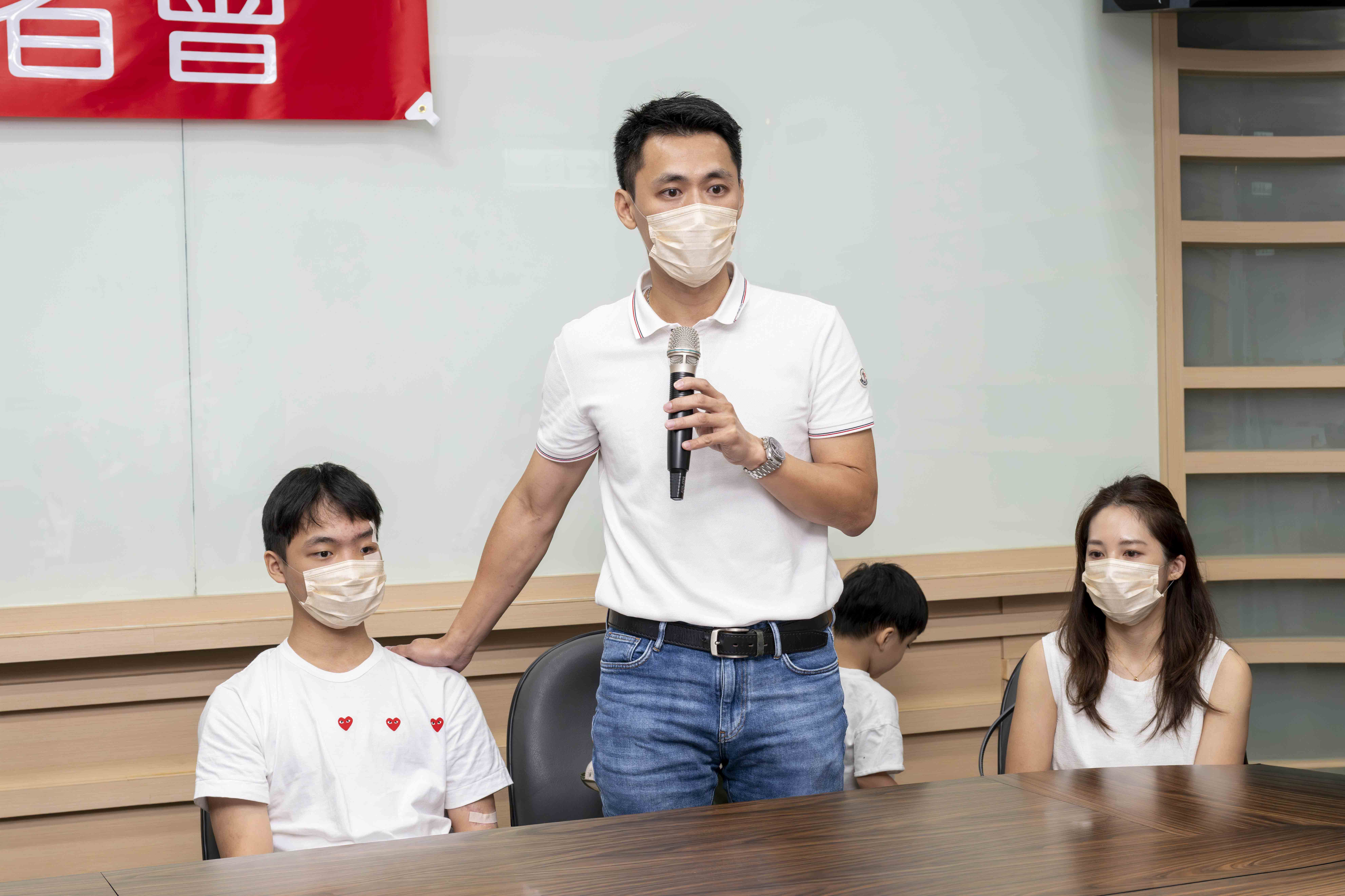 （有影片）／車禍重生獻愛回饋　康橋學生捐50萬感謝彰基救命恩 - https://www.watchmedia01.com