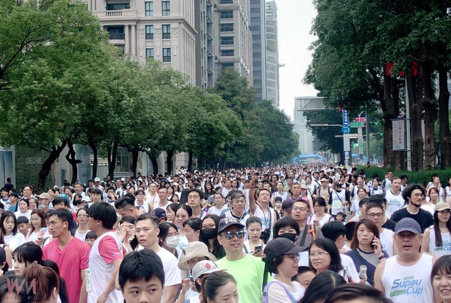 推動全民運動風氣 第42屆「台中舒跑杯」 2.5萬名老中青跑者盛大開跑 - https://www.watchmedia01.com