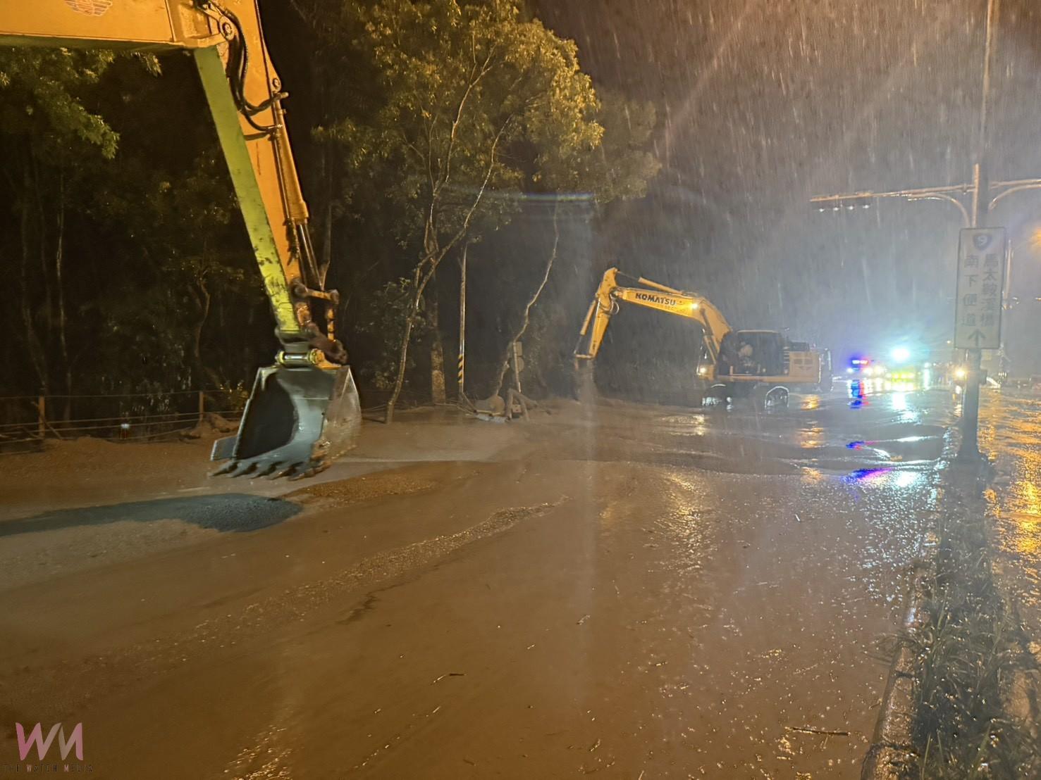 鳳凰颱風挾東北季風肆虐　馬太鞍溪暴漲沖垮台9線便道 - https://www.watchmedia01.com