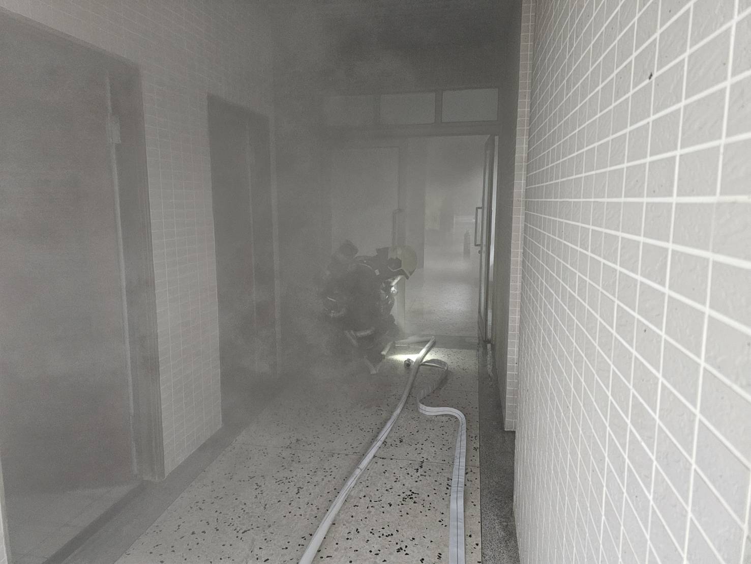 颱風休假天佛光大學雲起樓四樓竄黑煙 起火原因待查 - https://www.watchmedia01.com