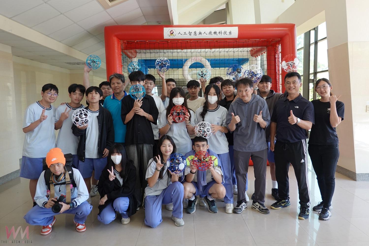 吳鳳科大無人機足球賽 吸引雲嘉青年空中競技 - https://www.watchmedia01.com