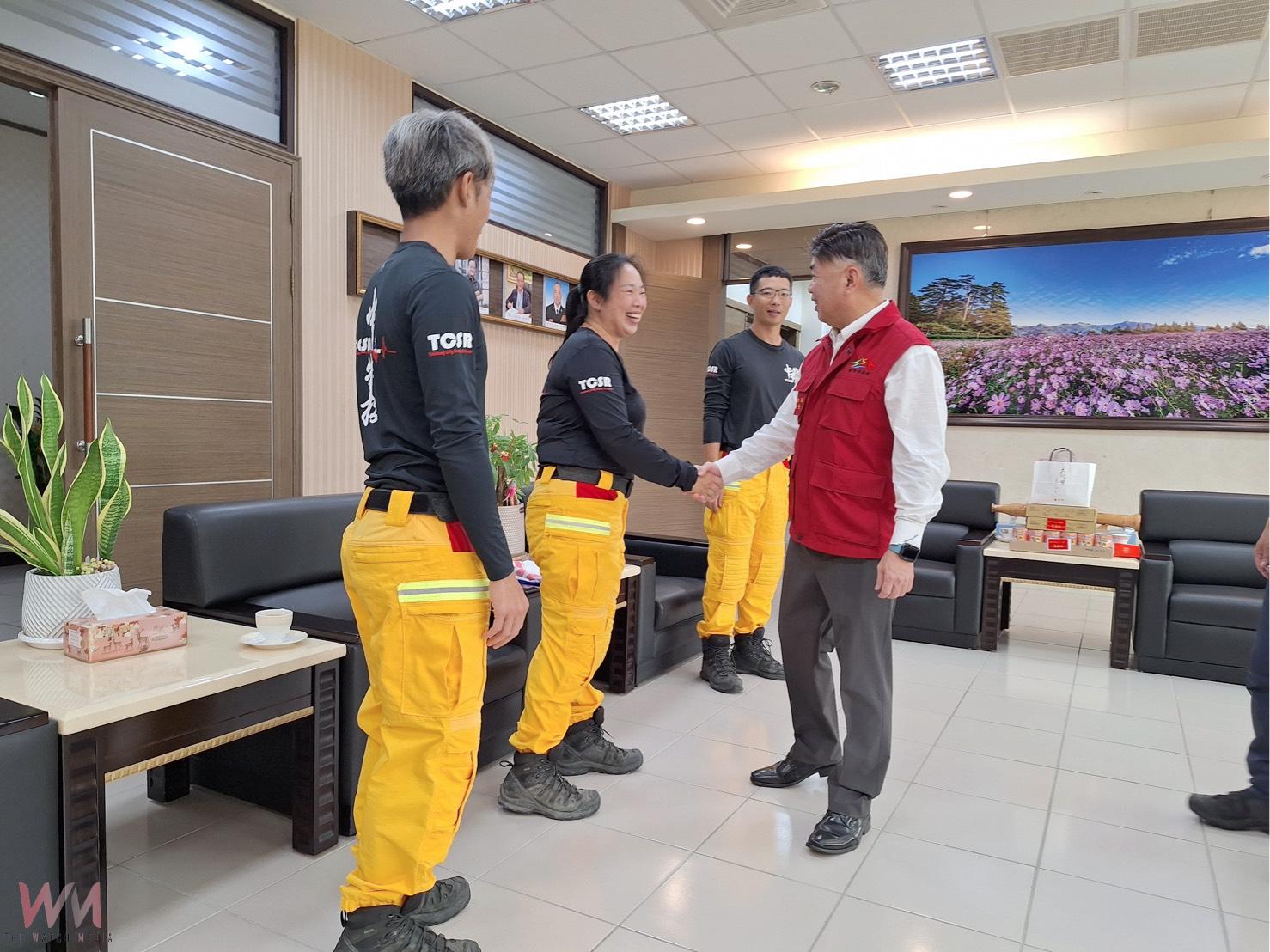 強化救援技術　台中消防搜救犬隊前往德國訓練交流 深化國際合作 - https://www.watchmedia01.com