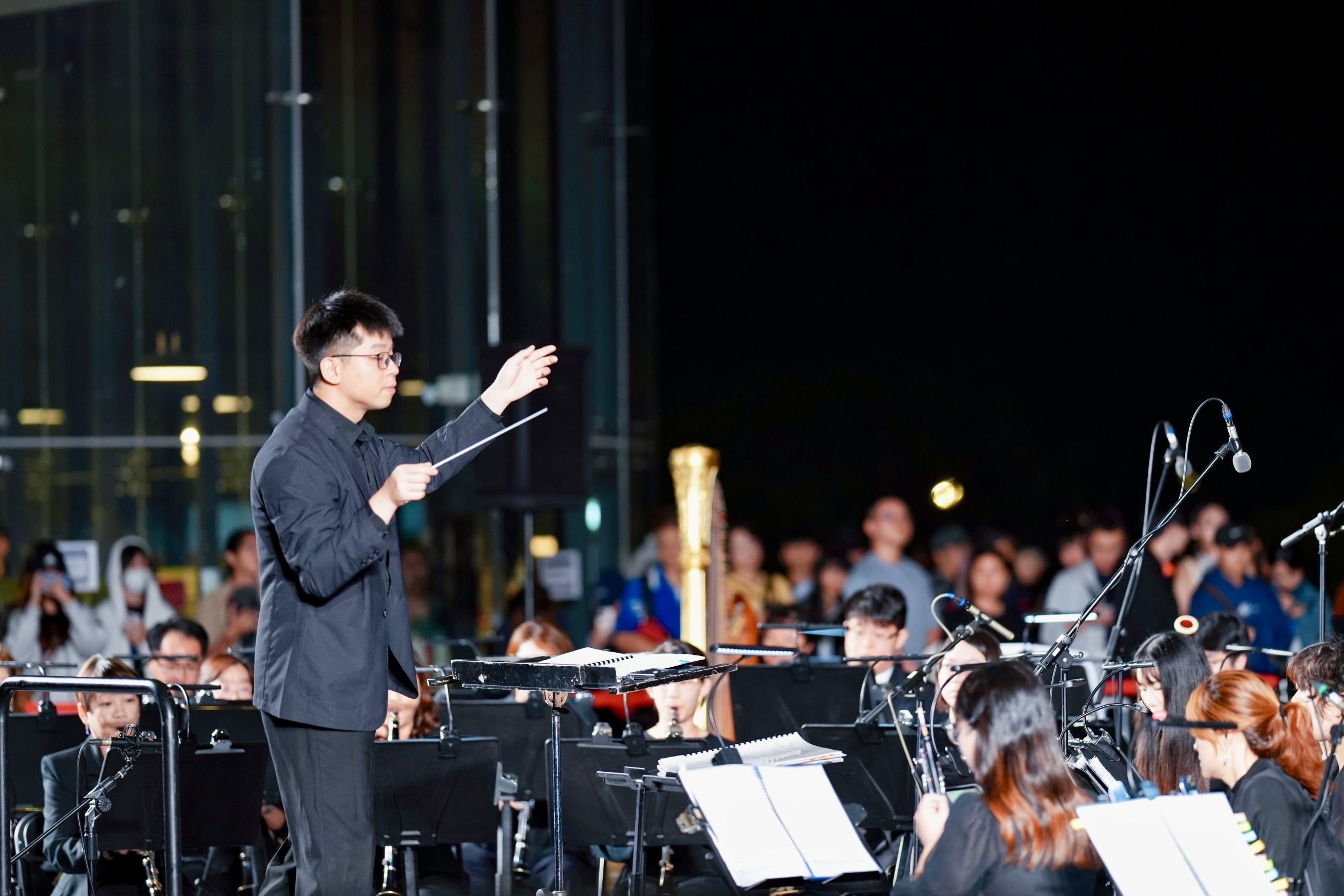 NTSO臺灣管樂團 壓軸開演 薩克斯風魅力綻放 璀璨煙花點亮日月潭夜空 - https://www.watchmedia01.com