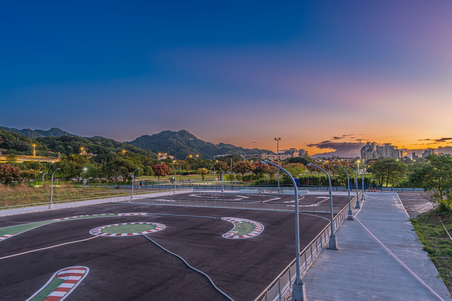 區域運動休閒環境再升級!新北山佳棒壘球場與遙控賽車場全新啟用 - https://www.watchmedia01.com