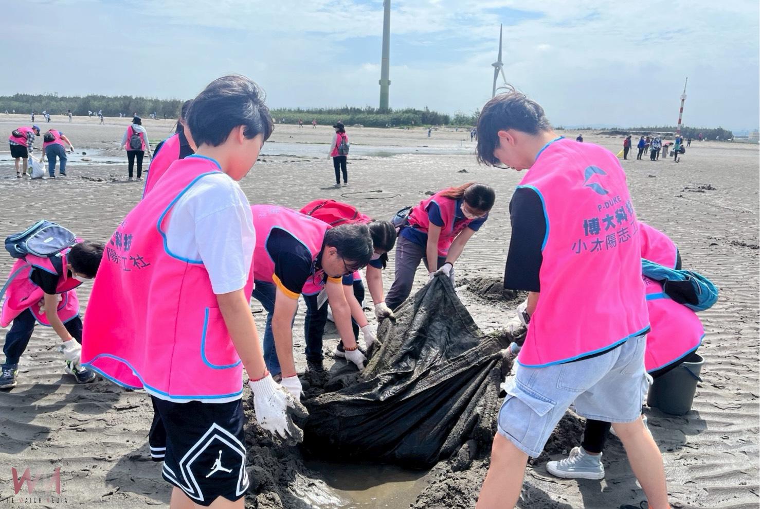 公私協力推動志願服務 大台中企業志工日共創美好未來 - https://www.watchmedia01.com