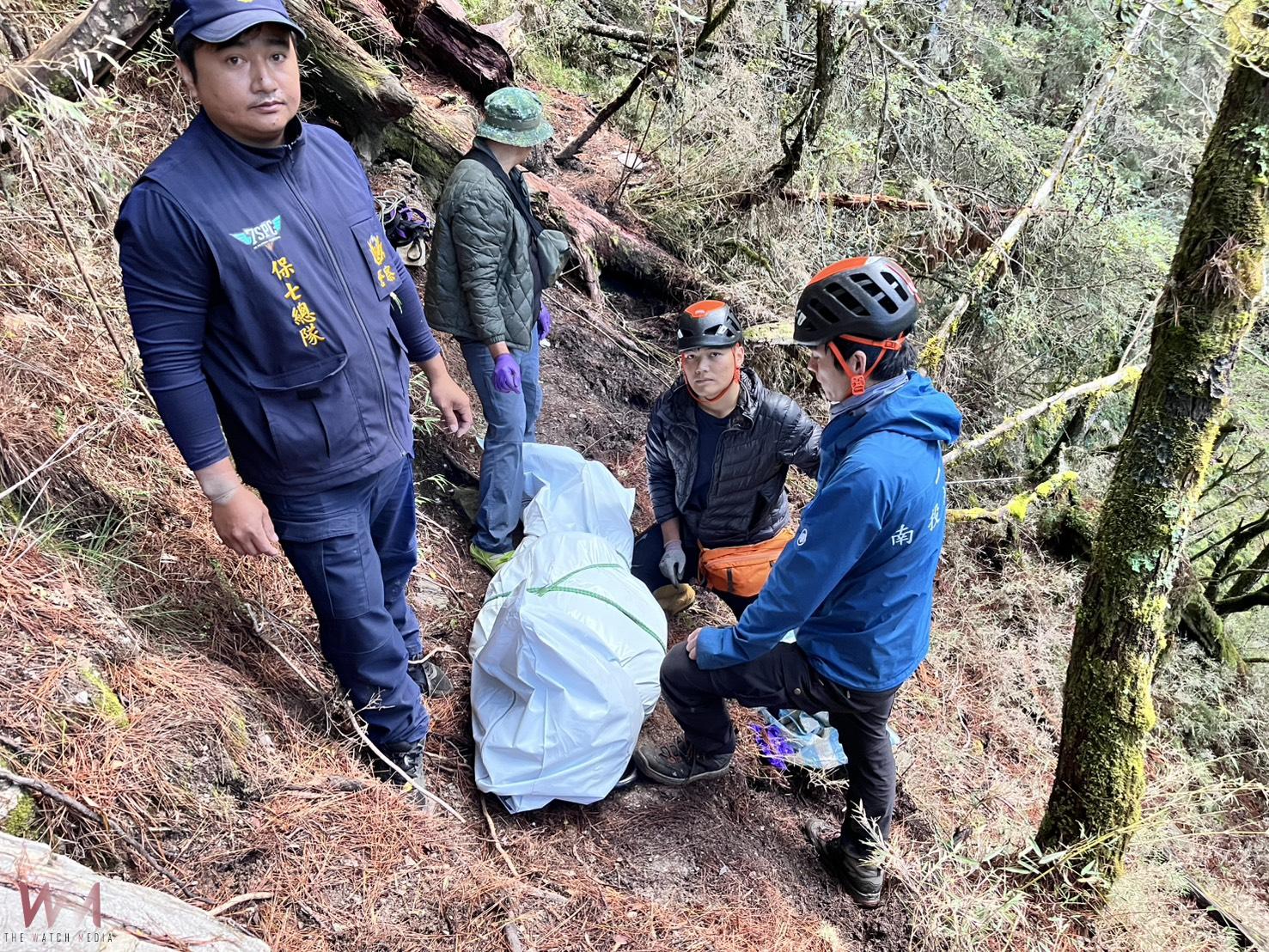 南投八通關古道山難搜救案 艱難環境下完成大體吊掛 - https://www.watchmedia01.com