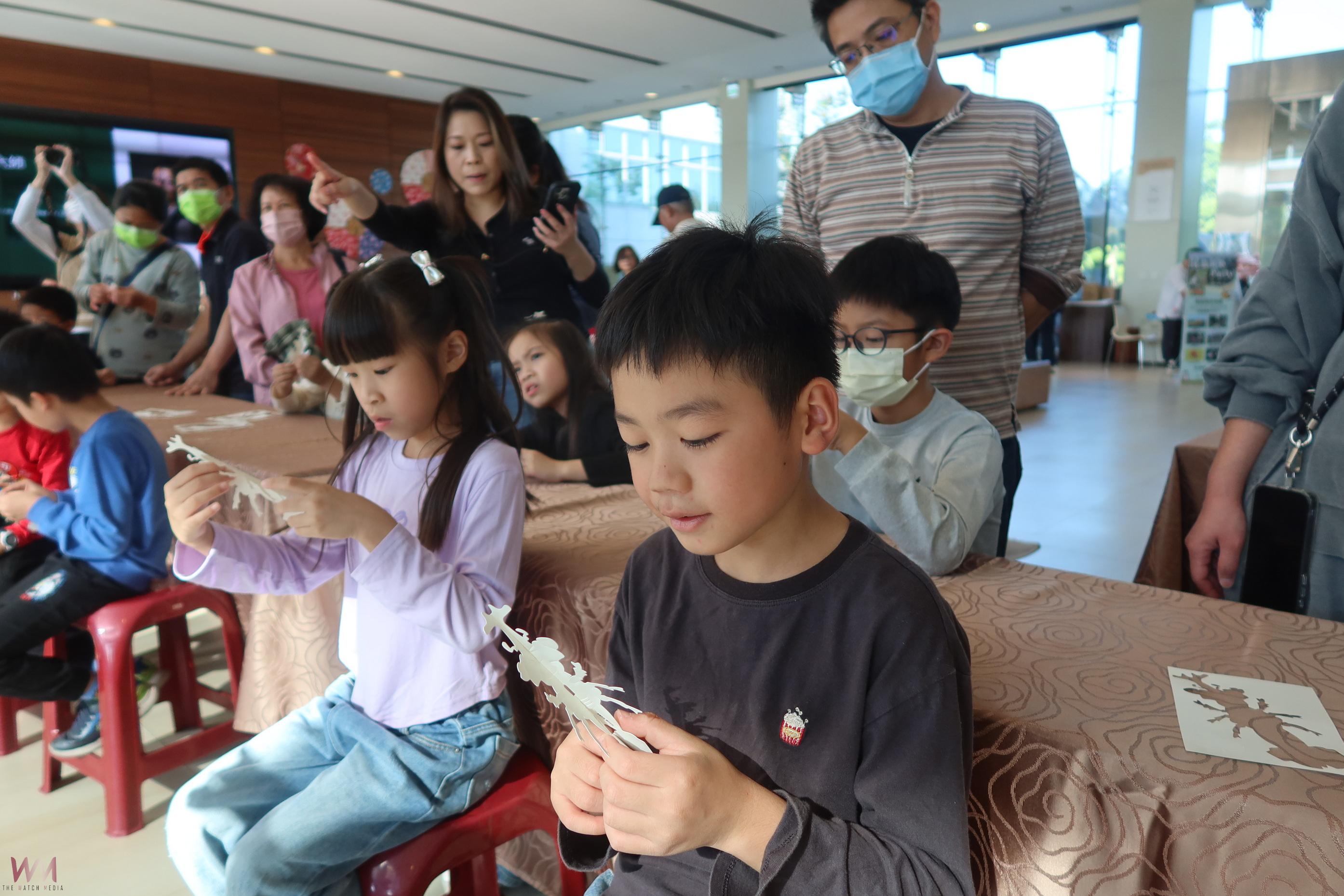 （有影片）／成美文化園舉辦昆蟲創藝PARTY　紙雕藝術與自然共舞 - https://www.watchmedia01.com