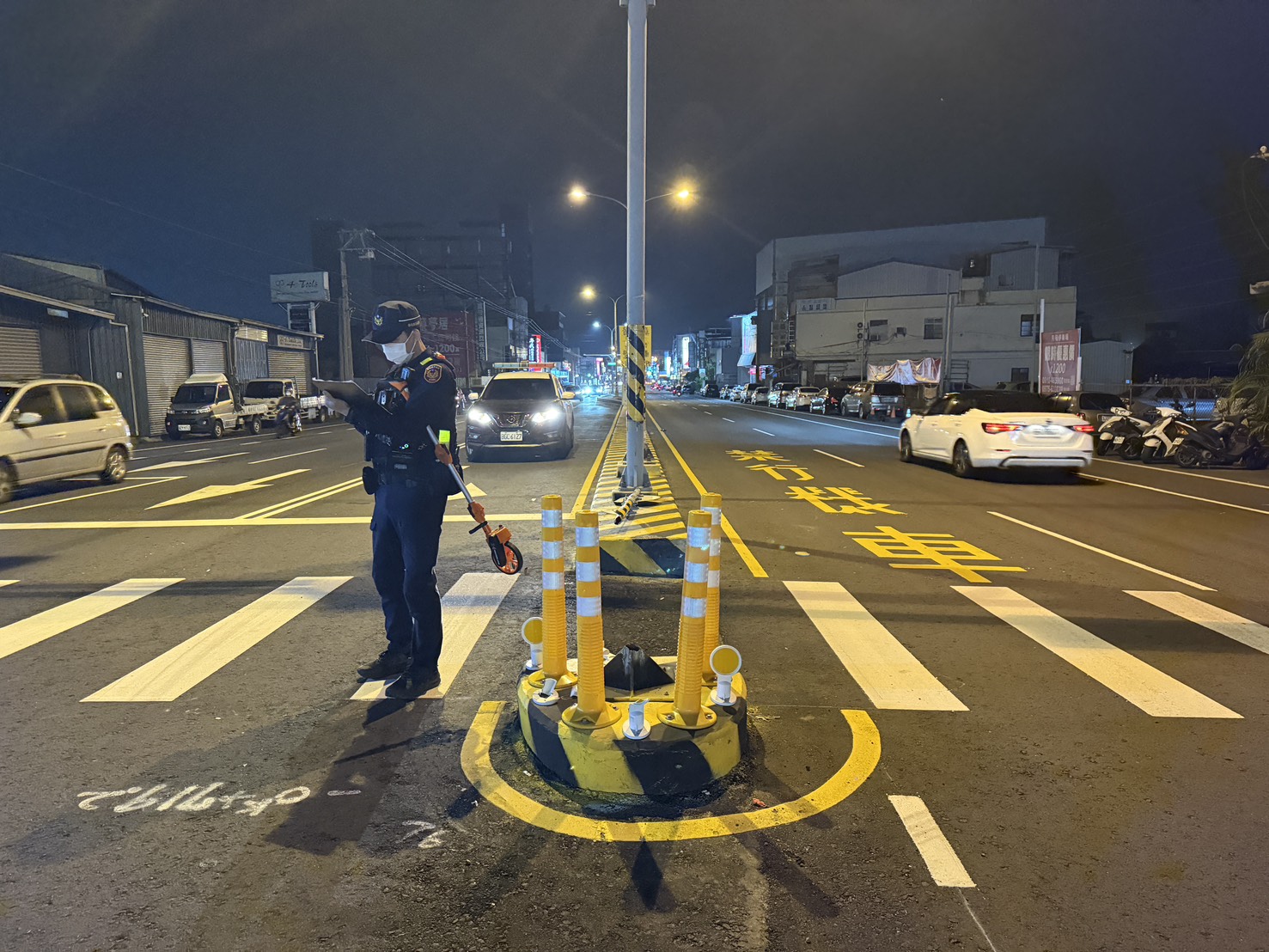 (有影片)/彰南路庇護島又被撞!今年已11起 公路局:將加畫導引線 - https://www.watchmedia01.com
