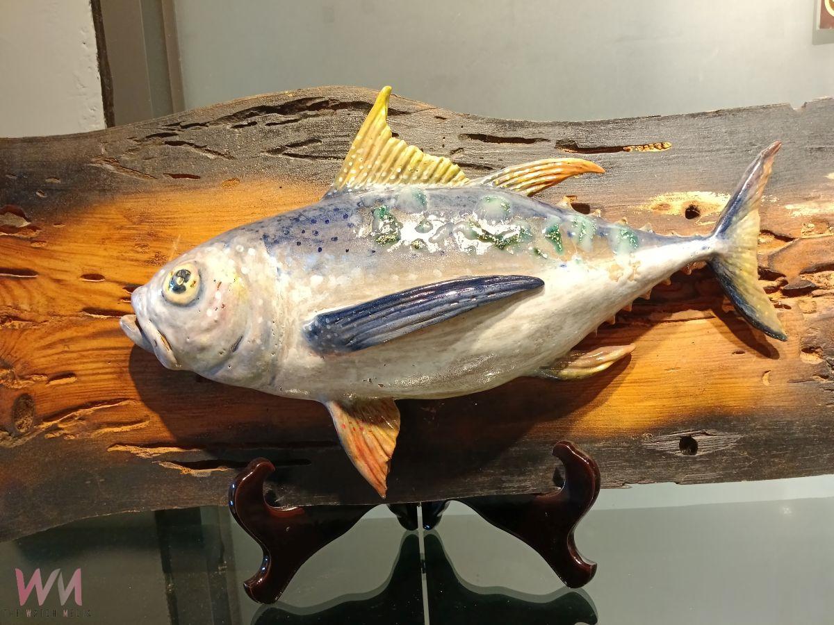 （有影片）／北港工藝坊推出林昆輝陶藝工藝展 陶魚姿態栩栩如生、再現海洋之美 - https://www.watchmedia01.com