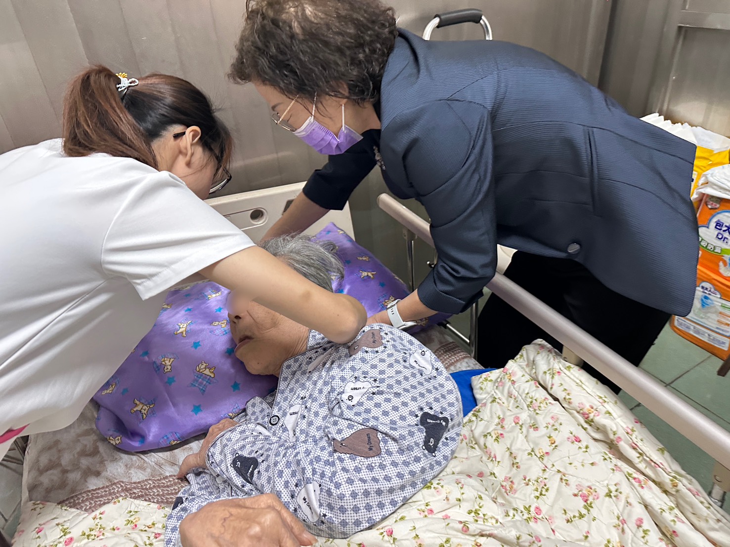 創世基金會39歲生日　用暖心禮包陪伴植物人家庭 - https://www.watchmedia01.com