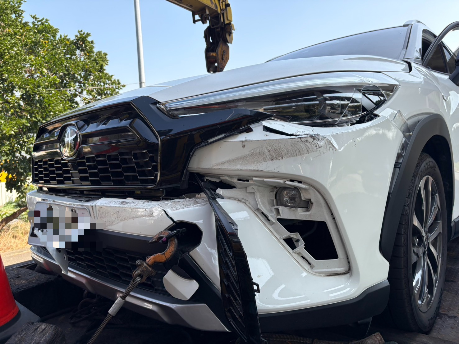 國道3號快官路段傳動軸脫落 釀 3車連環撞1人受傷 - https://www.watchmedia01.com