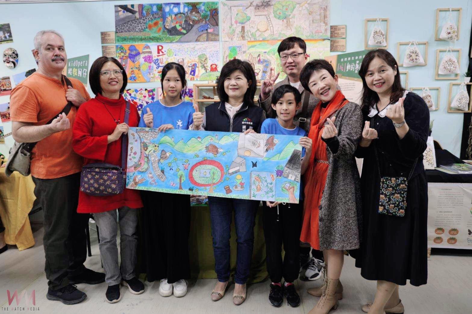 展現教育美感!30所學校44位藝術家攜手合作 中市「藝術家到校」成果展開幕 - https://www.watchmedia01.com