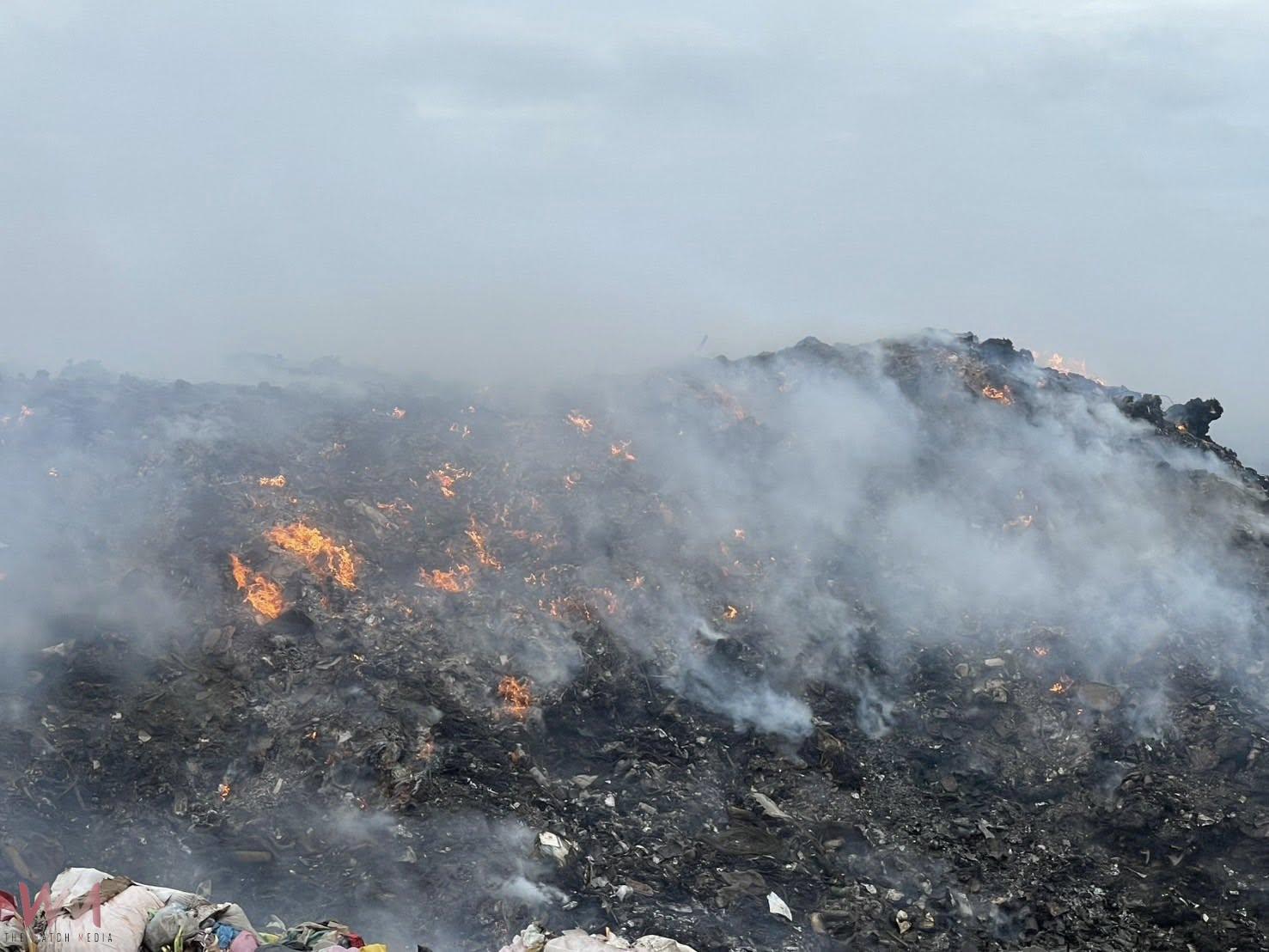 澎湖紅羅垃圾掩埋場又發大火 鄰近村里飄惡臭 - https://www.watchmedia01.com
