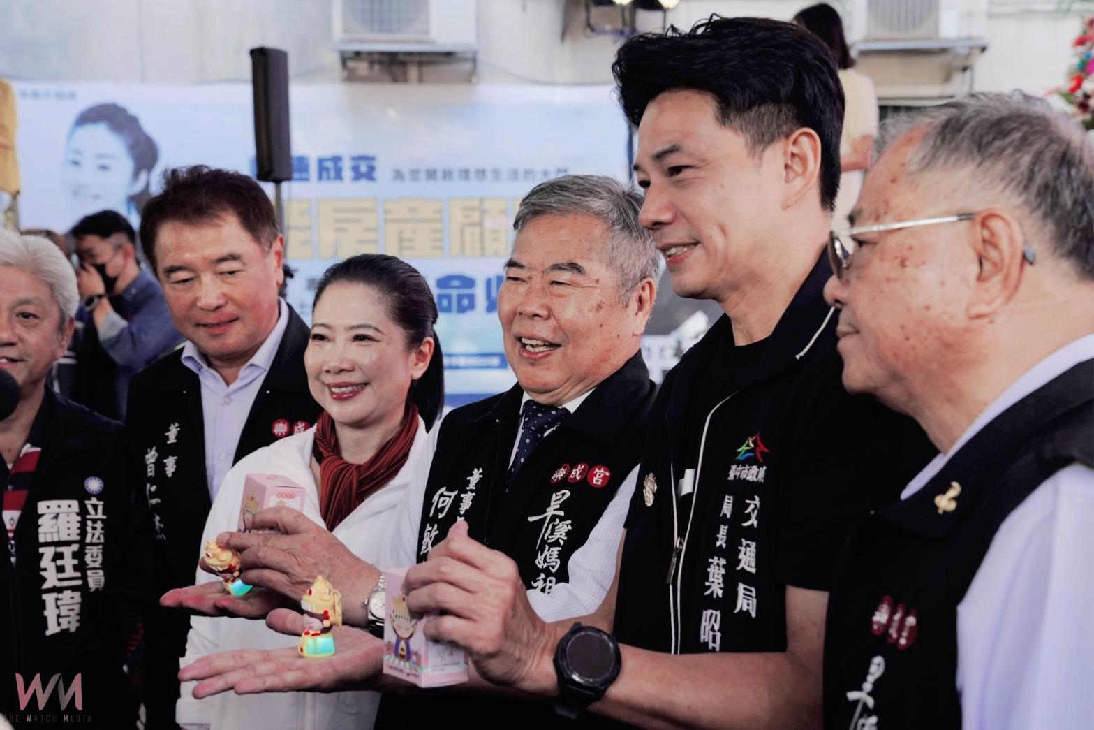 媽祖行動光明燈「亮」相　台中市交通局攜手樂成宮守護行人夜間安全 - https://www.watchmedia01.com