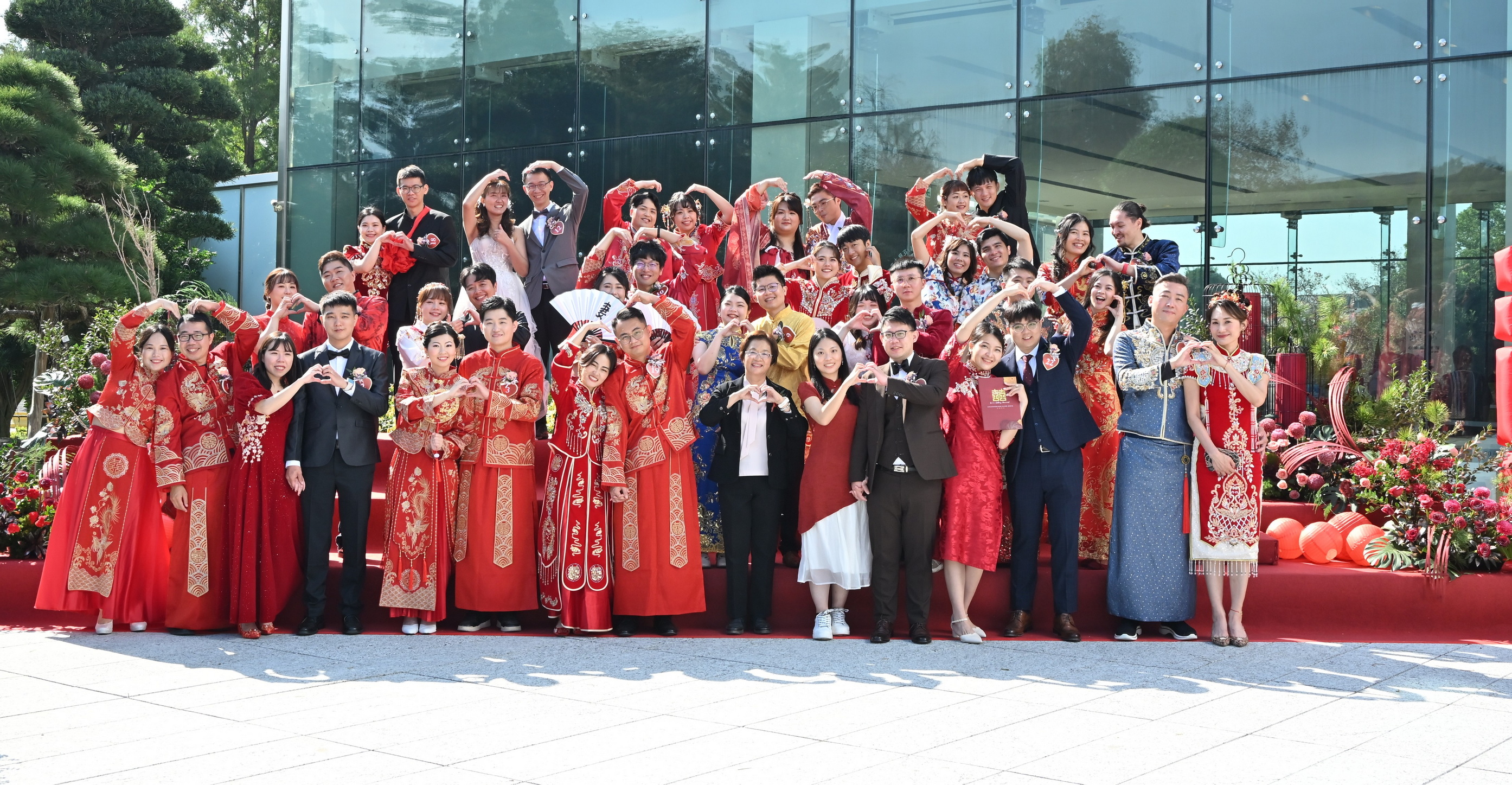 （有影片）／紅毯、禮鼓超吸睛！彰化42對新人在成美文化園喜嫁娶 - https://www.watchmedia01.com