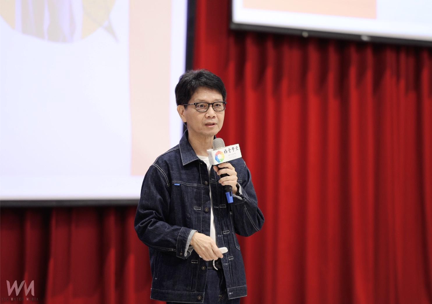 與作家深度互動 侯文詠受邀中山醫大開講:別讓世界框架你的人生抽屜 - https://www.watchmedia01.com