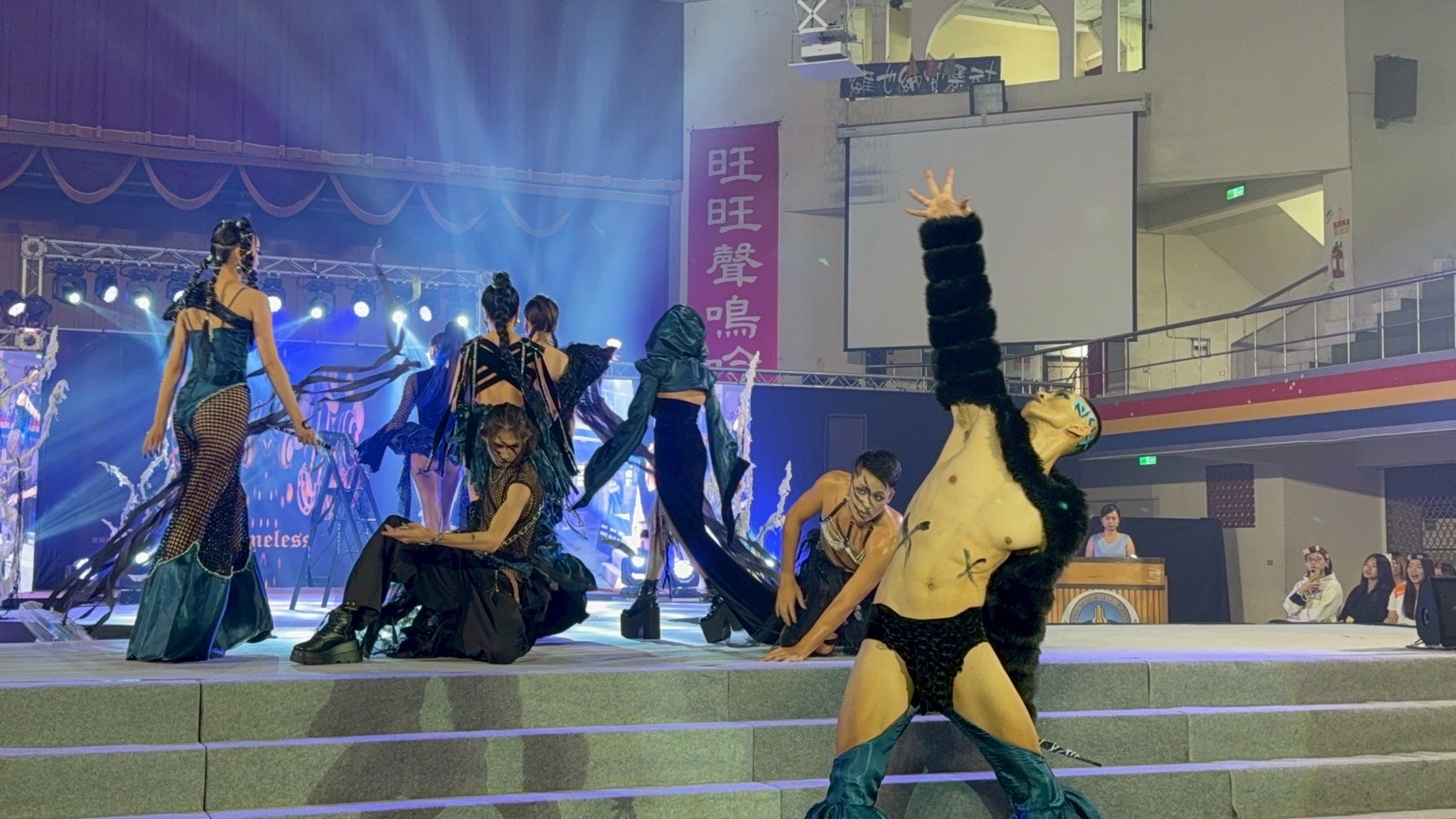 （有影片）／建國科大美容系畢展「無盡視界」震撼登場 - https://www.watchmedia01.com