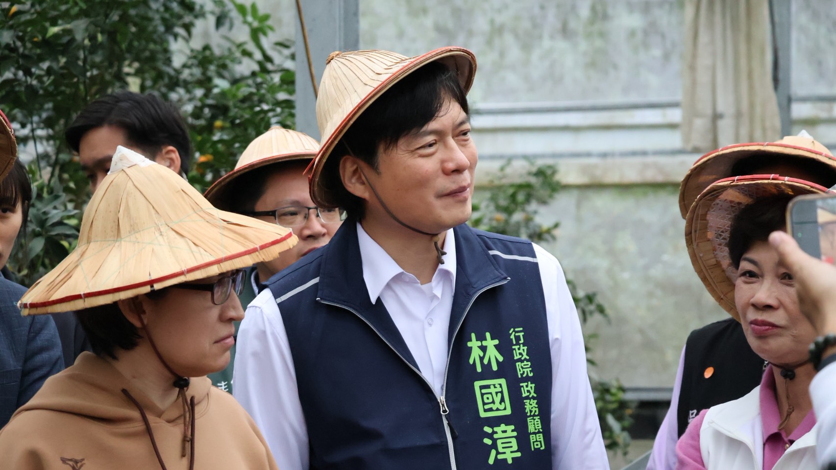 陪同蕭美琴參訪礁溪金柑農園  林國漳提出推動農業保險制度等三大主張 - https://www.watchmedia01.com