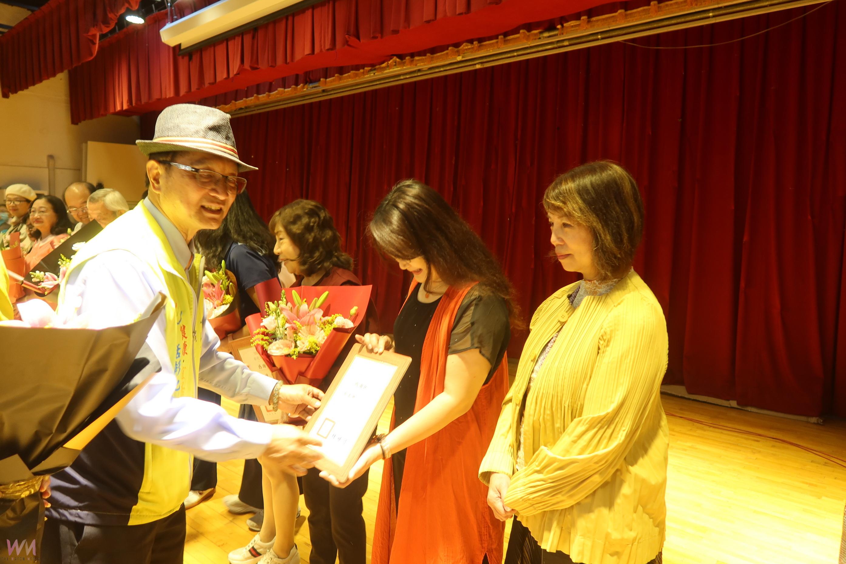 （有影片）／長青大學結業熱鬧登場　林世賢：活到老、學到老最美力量 - https://www.watchmedia01.com