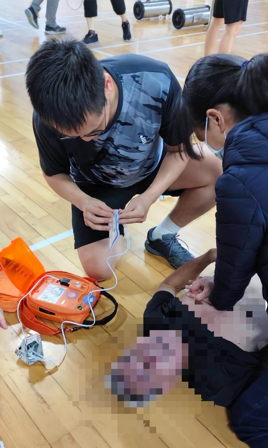 好樣!發揮專業臨危不亂 休假消防員聯手護理師鬼門關搶人 - https://www.watchmedia01.com