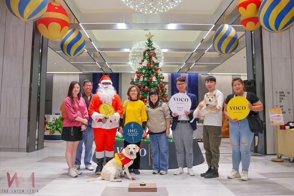 嘉義福容 voco全台首創　讓萌力助浪浪的聯手搜救犬「鐵雄」點亮耶誕燈 - https://www.watchmedia01.com