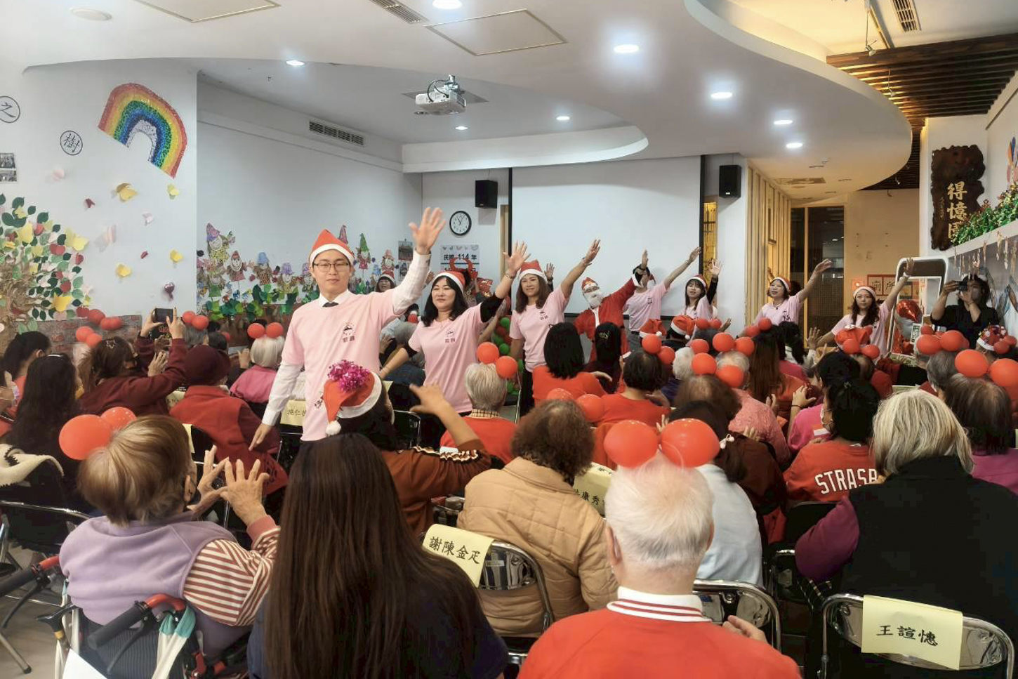 從得憶到聊憶　彰化首家權責型失智據點溫馨慶周年 - https://www.watchmedia01.com