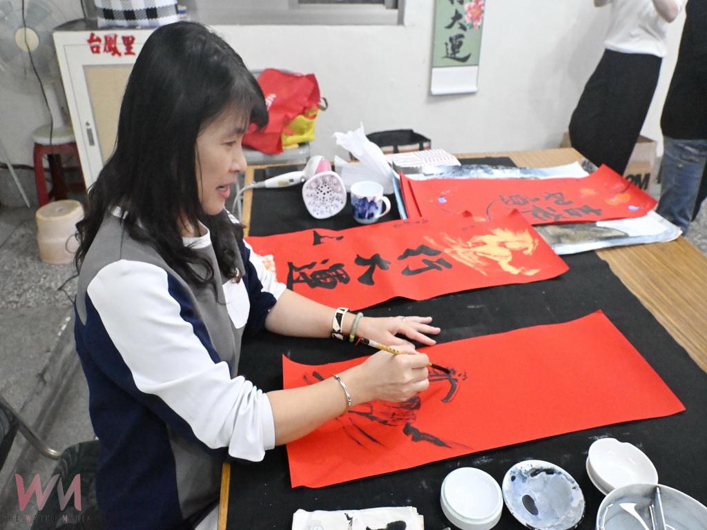 從筆墨到瓷器 徐細芳帶領學員打造獨一無二青花瓷藝術品 - https://www.watchmedia01.com