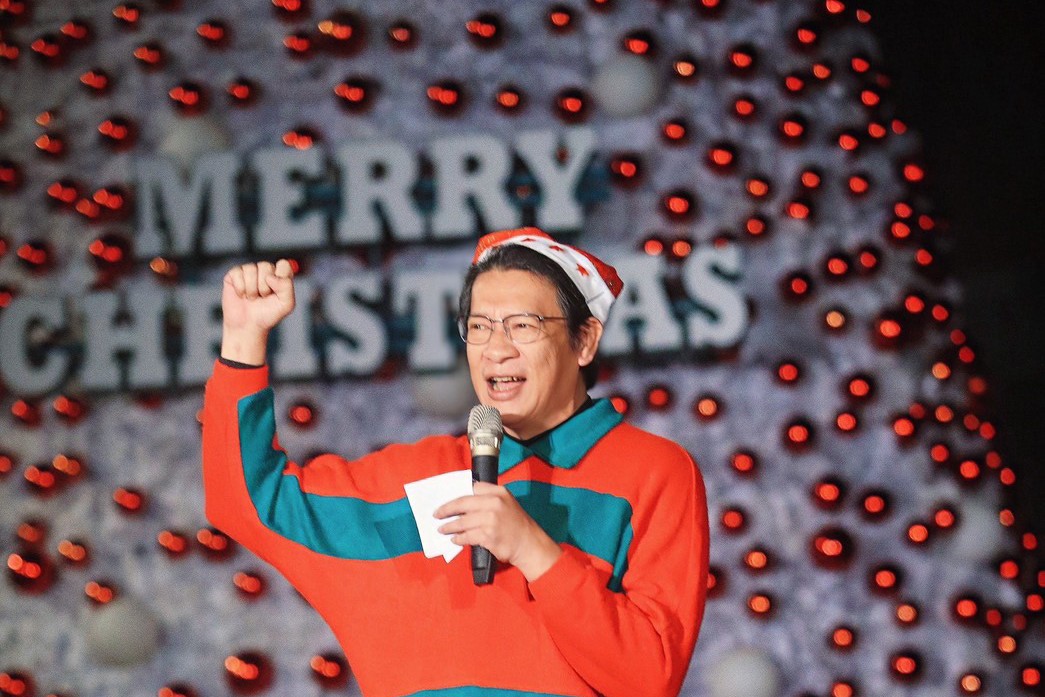 「2025愛在最高點」文大聖誕點燈登場 數千人齊聚見證最亮冬夜 - https://www.watchmedia01.com