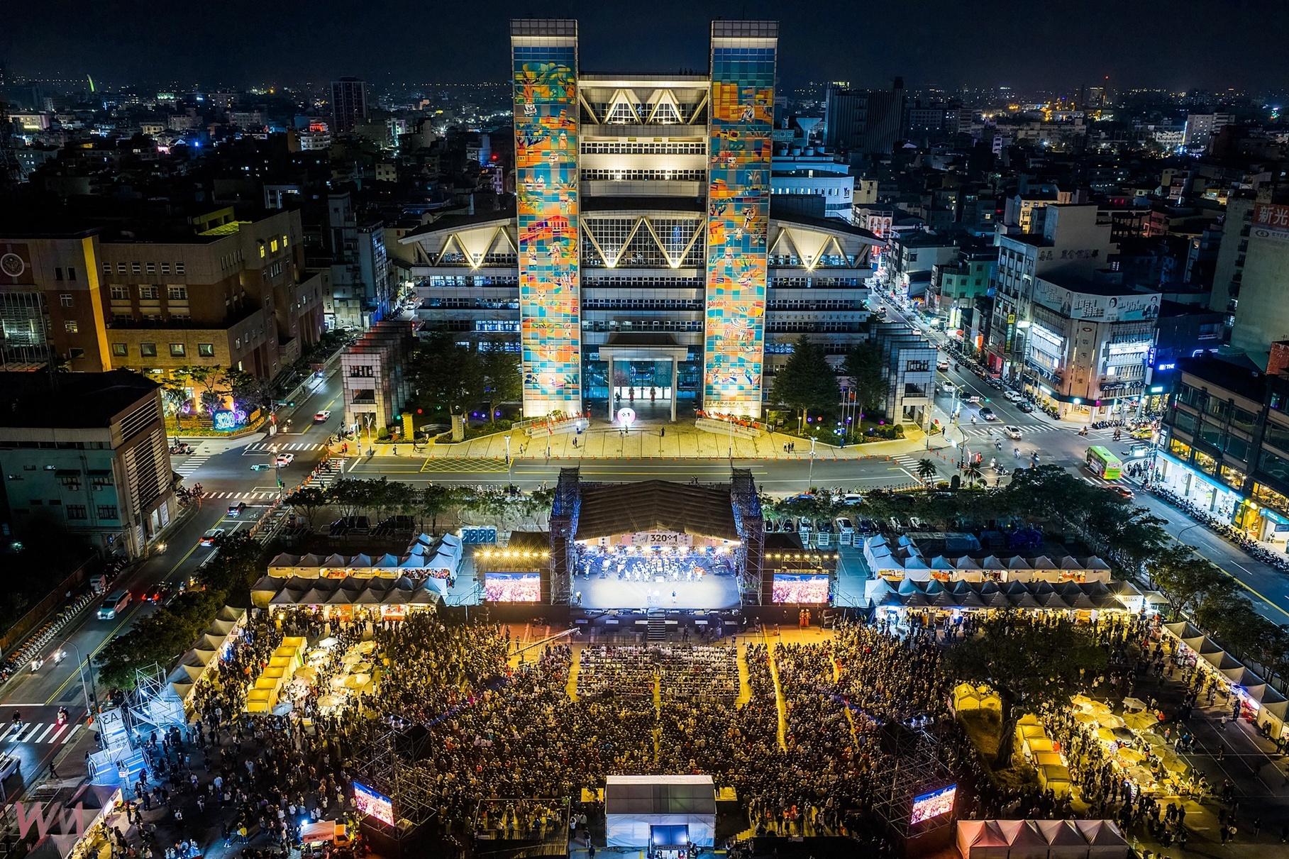 嘉義市政府力推「320+1 嘉義市城市博覽會」,前3天即湧入超過55萬人次到場共襄盛舉,參與的民眾好評不斷的熱烈響應。(圖/嘉義市政府提供)