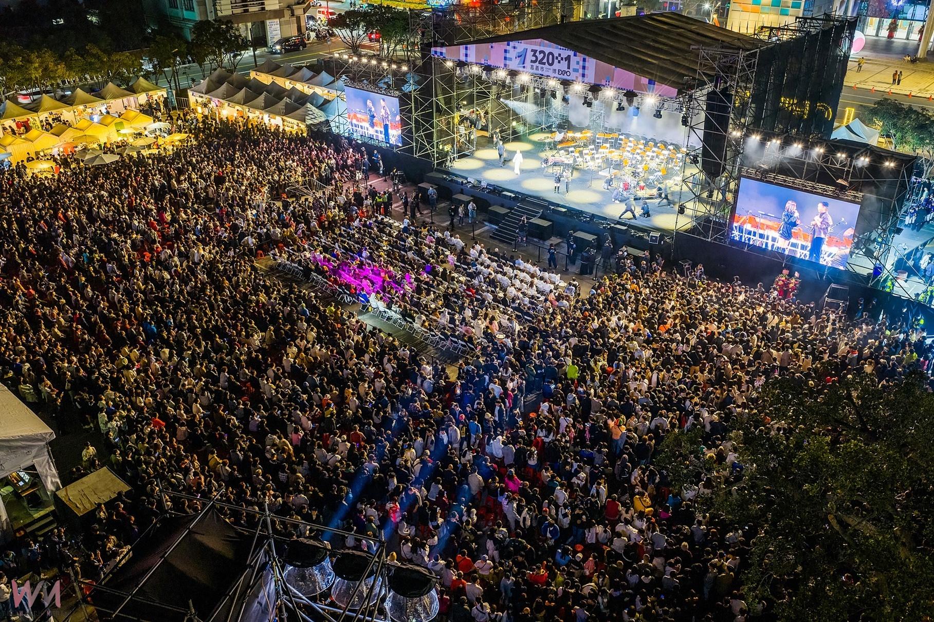 嘉義市政府力推「320+1 嘉義市城市博覽會」,前3天即湧入超過55萬人次到場共襄盛舉,參與的民眾好評不斷的熱烈響應。(圖/嘉義市政府提供)