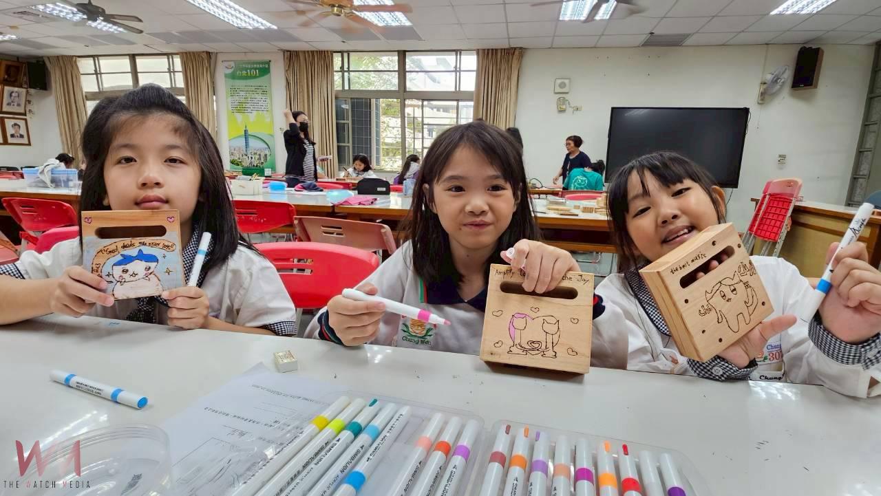 廢木重生傳愛心　崇文國小童軍義賣音箱助尼泊爾女孩 - https://www.watchmedia01.com