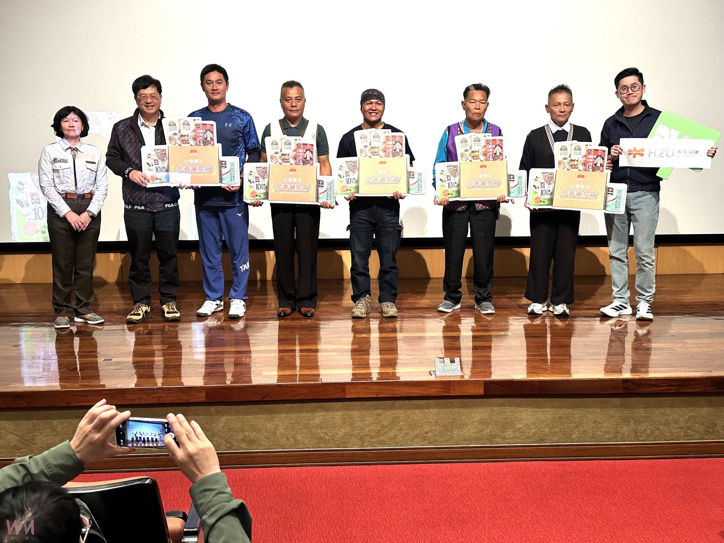 玉山國家公園40周年慶 鳶飛魚躍特展與新書發表會帶領大眾走入玉山生態 - https://www.watchmedia01.com