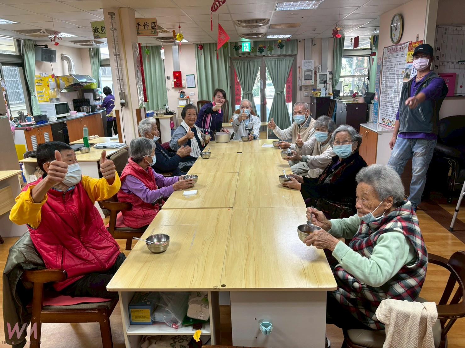 （有影片）／彰化榮家日照中心冬至活動　長輩親手搓湯圓笑聲滿溢 - https://www.watchmedia01.com