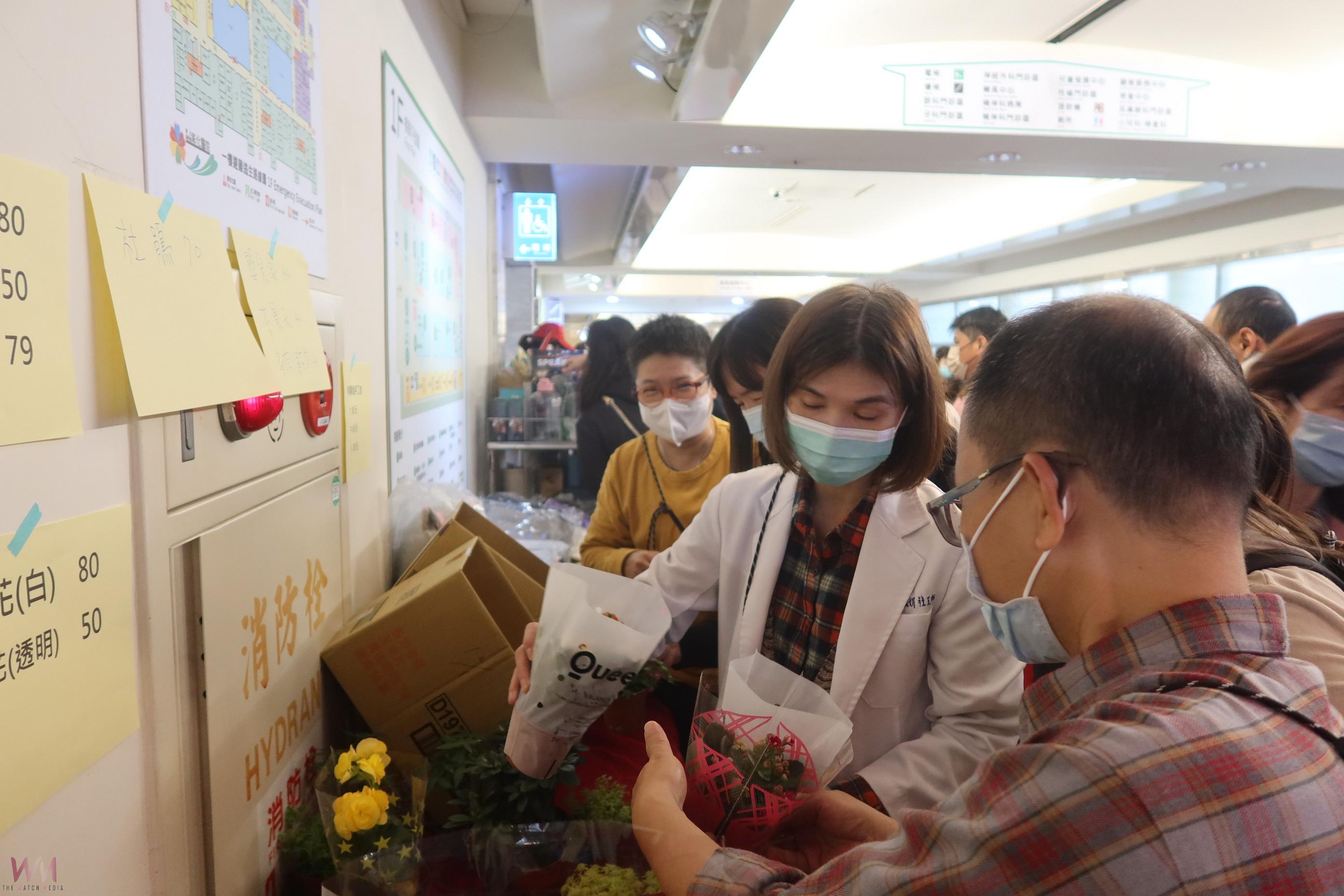 (有影片)/57歲生日快樂!彰化醫院用義賣與骨鬆講座暖心慶生 - https://www.watchmedia01.com