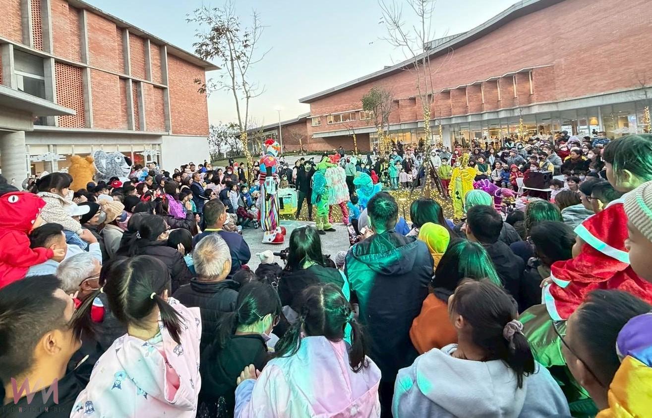 麥寮聖誕奇幻嘉年華登場 上萬人寒風中共享溫馨 - https://www.watchmedia01.com