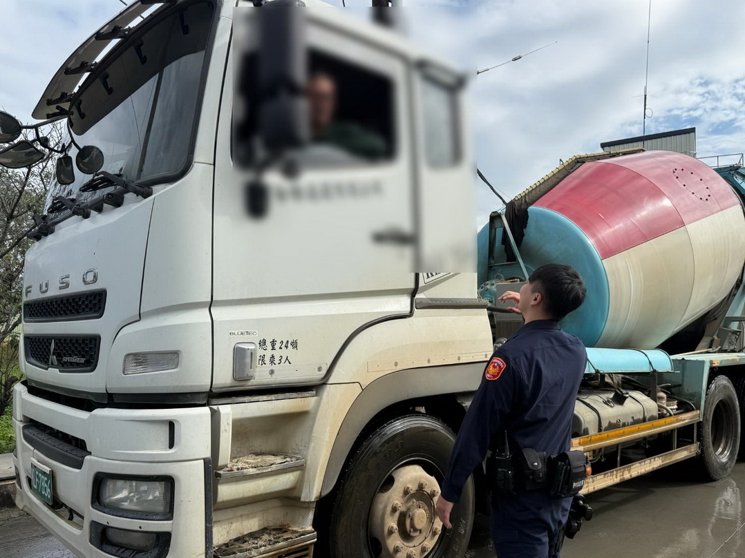 平鎮分局「大型車違規」專案 取締165件、較去年增83% - https://www.watchmedia01.com