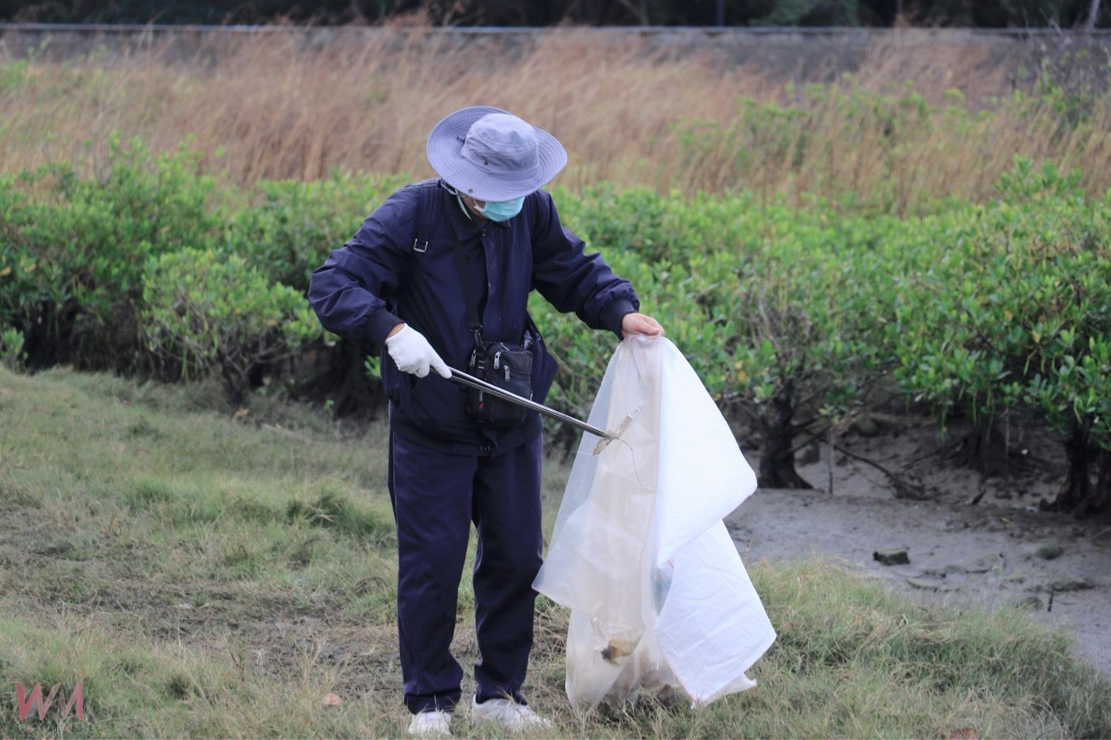 落實環境永續　台中慈濟醫院攜眷大安淨灘齊心護海岸 - https://www.watchmedia01.com