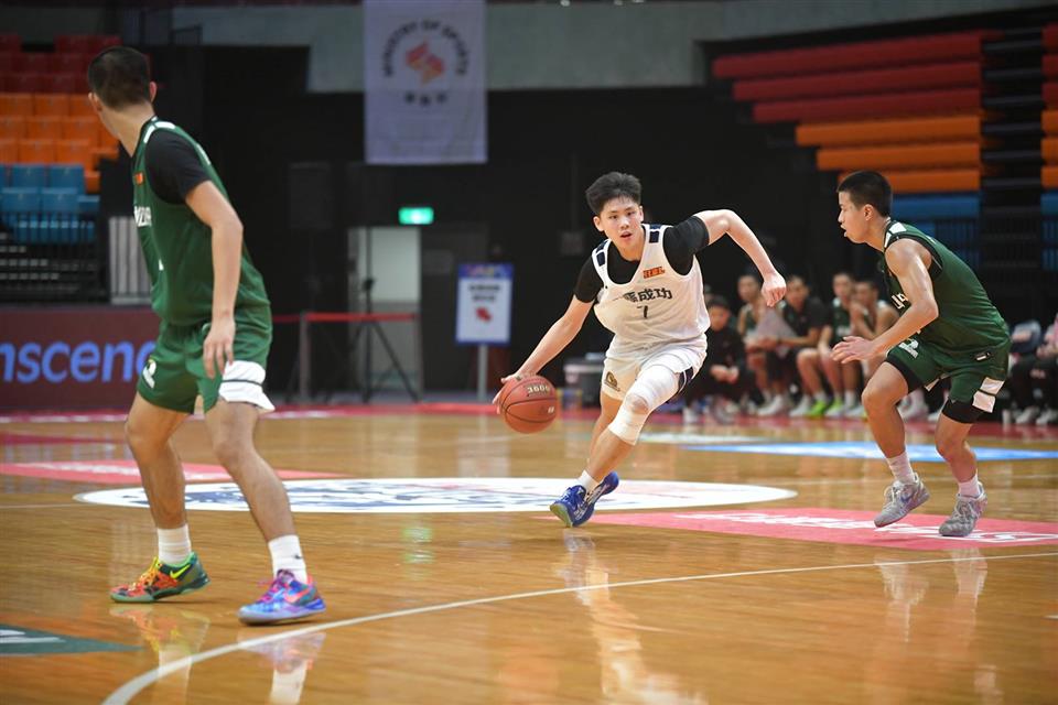 張承曄、王家程雙槍發威　成功高中71比63搶下八強門票 - https://www.watchmedia01.com