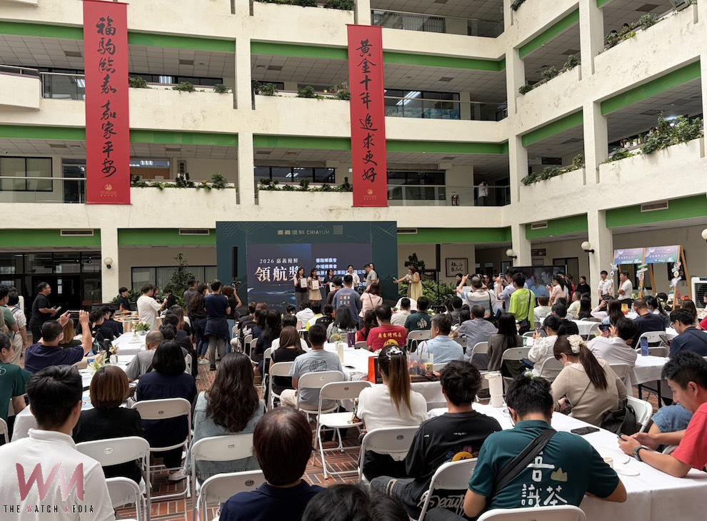 翁章梁帶領團隊行銷縣內優質農漁畜產品、加工食品,推動「嘉義優鮮」好物共同品牌,邀請民眾中秋送禮選擇嘉義優鮮,把嘉義在地好品質與好味道分享給好親友。(圖/記者陳惲朋攝)