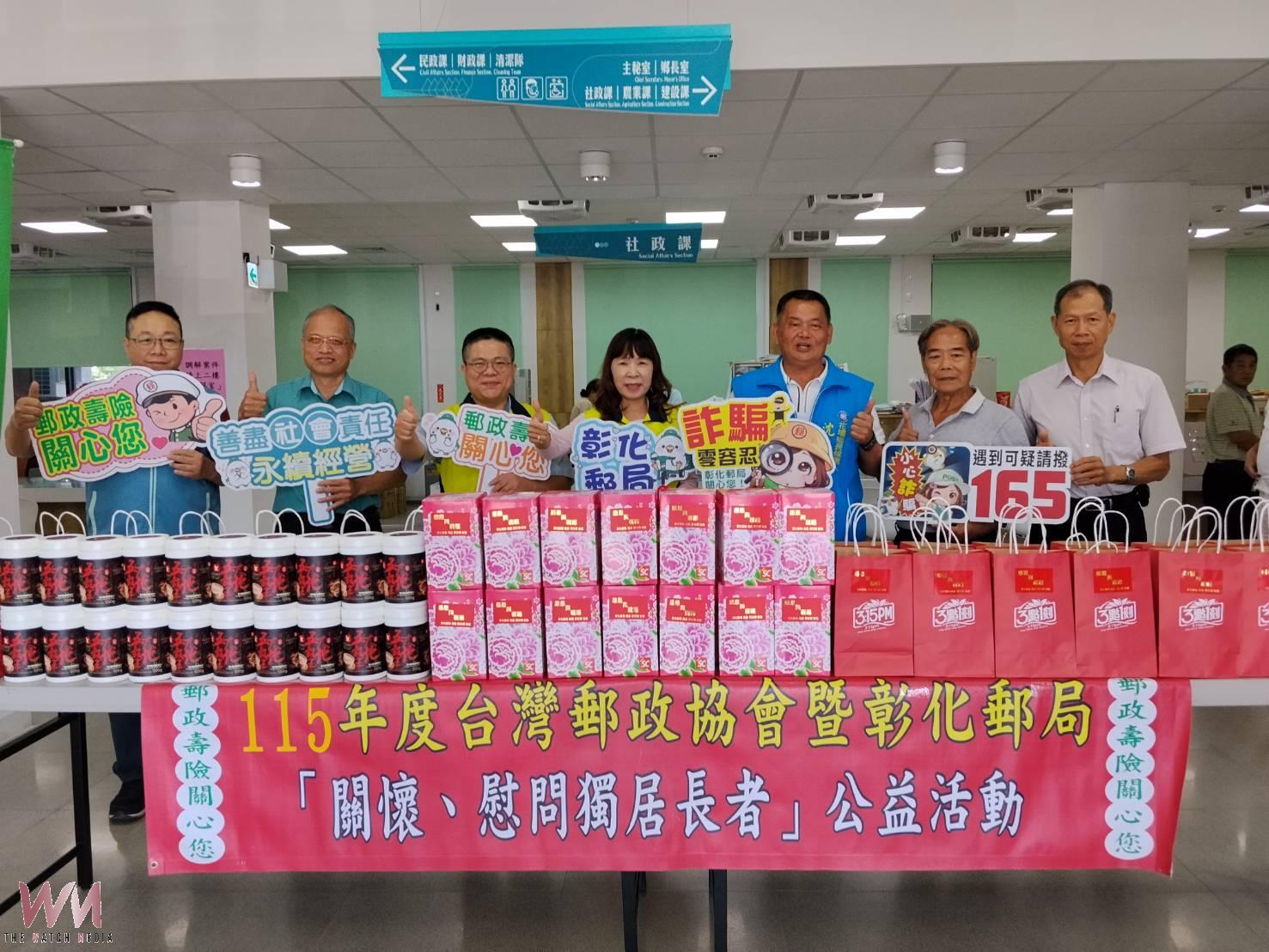 （有影片）／郵遞幸福到花壇　彰化郵局提前送長輩中秋祝福