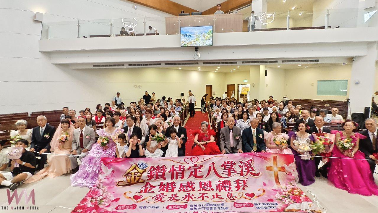 浪漫重現八掌溪畔　8對金銀婚夫妻穿禮服走紅毯圓夢