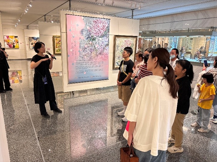 把人生化成油彩 劉白雪《生命,自然成姿》成美藝廊展出 - https://www.watchmedia01.com