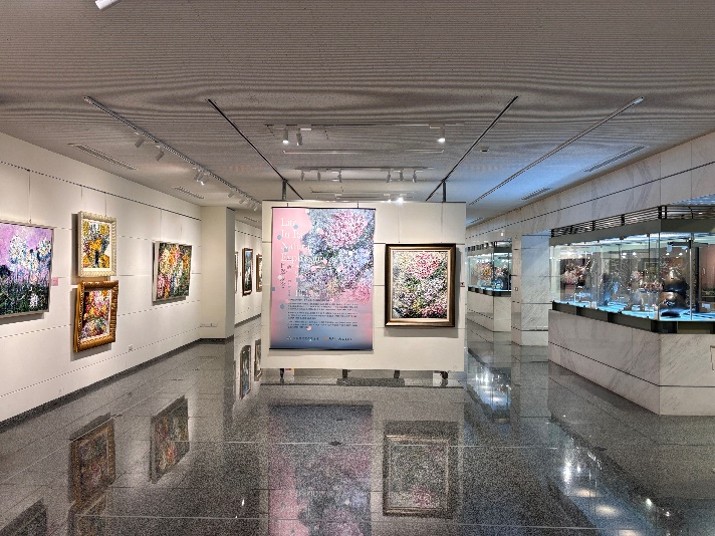 把人生化成油彩 劉白雪《生命,自然成姿》成美藝廊展出 - https://www.watchmedia01.com
